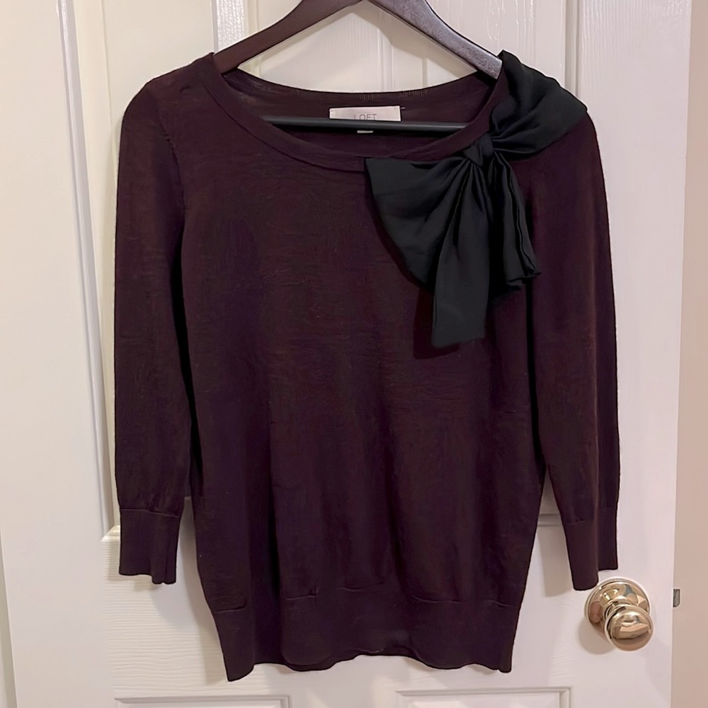 Loft long sleeve sweater- Medium